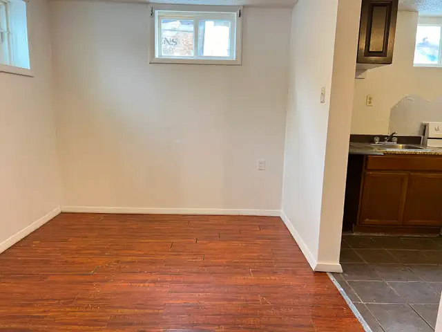 All Utilities Included-Walk-up Basement Suite-Forestlawn Communi - Photo 8
