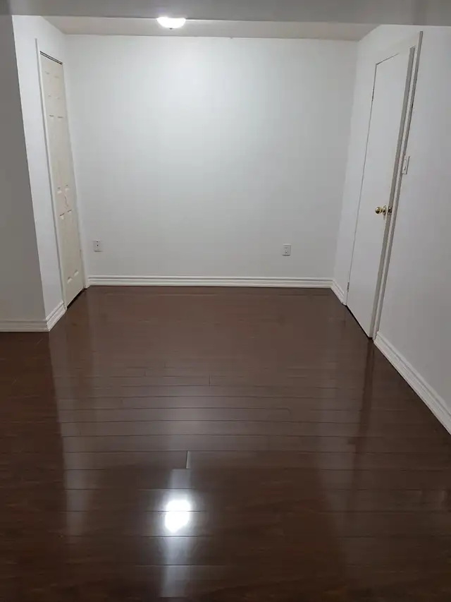 One Bedroom Basement - AirPort Rd / Sandalwood - Brampton - Photo 3