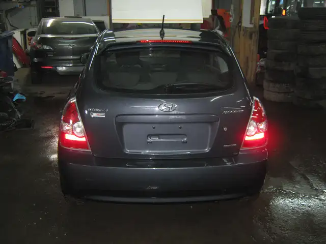 2011 Hyundai Accent GL Sport PETIT BUDGET !! - Photo 7