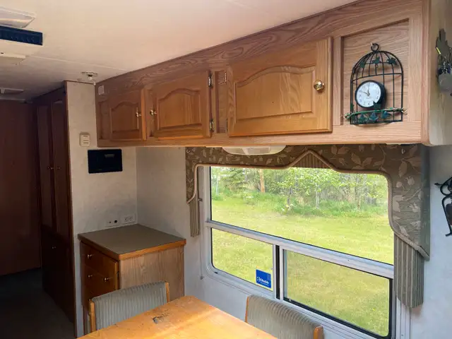 5th wheel holiday trailer - Photo 7