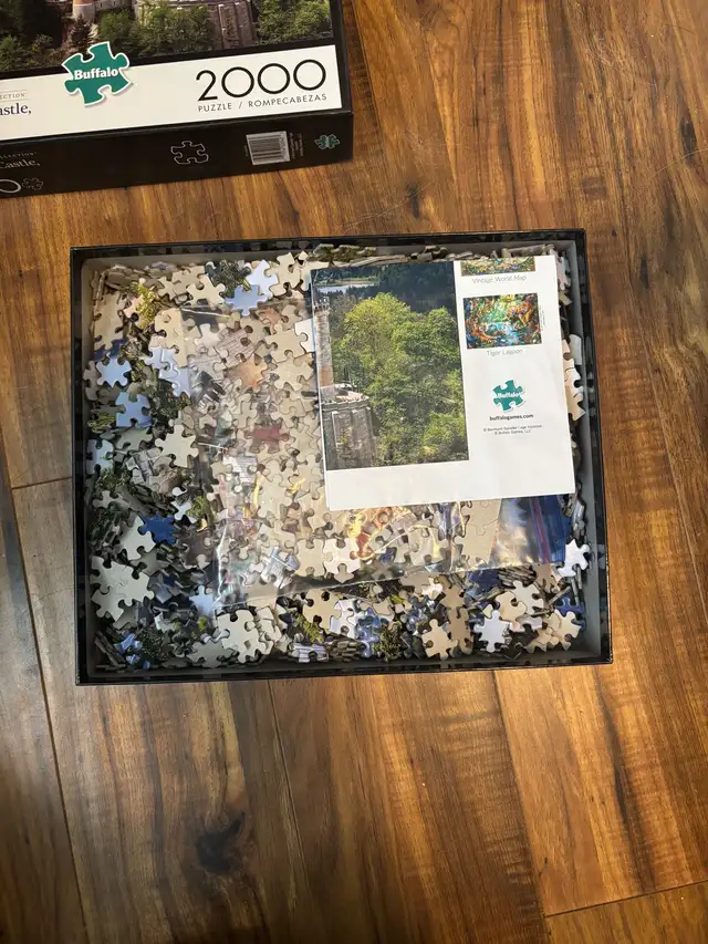 Castle Puzzel 2000 Pieces