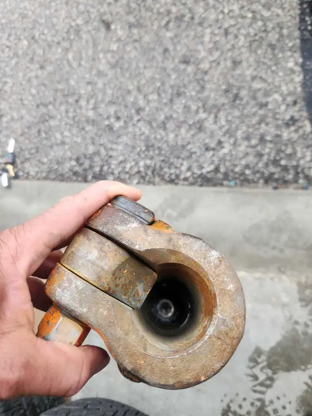 APT pneumatic Concrete Breakr - Photo 2