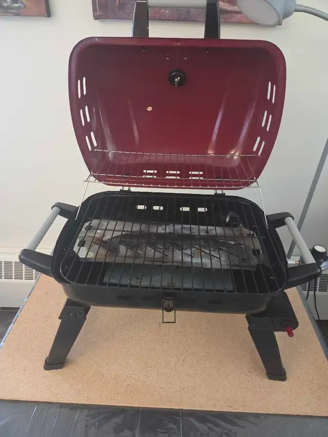 Portable BBQ. Used once - Photo 2