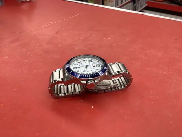 montre pour homme Tommy Hilfiger - Photo 4