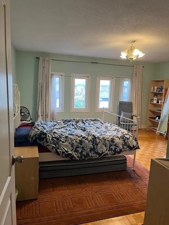 Private room for rent in Mississauga - Photo 2