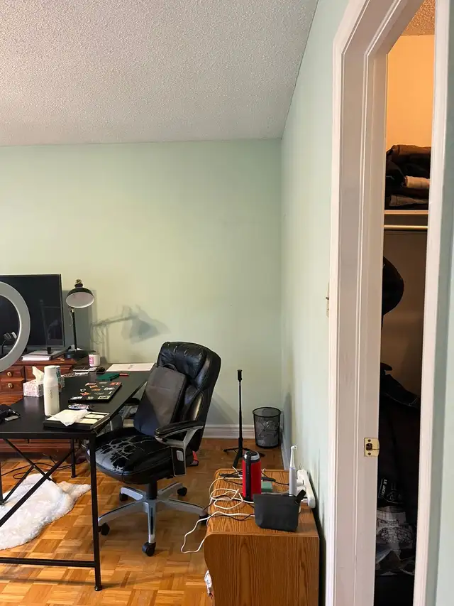 Private room for rent in Mississauga - Photo 7