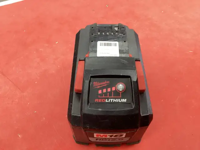 batterie Milwaukee m18 12ah - Photo 4