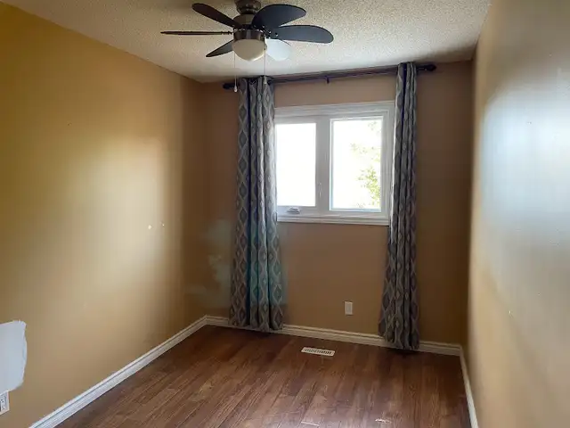 Lakefront Living: upgraded home w self contained basement unit - Photo 3