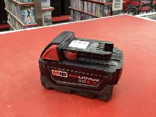 batterie Milwaukee m18 5ah - Photo 4