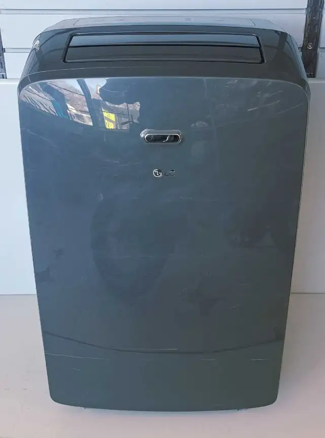 12K BTU LP1217GSR Air Conditoner with Accessories (30431368)