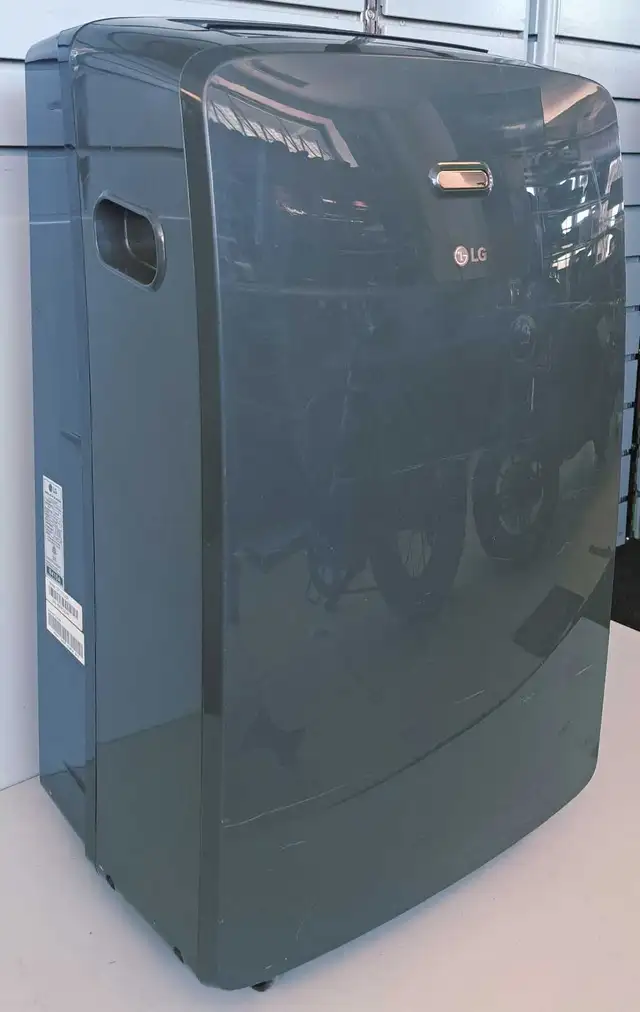 12K BTU LP1217GSR Air Conditoner with Accessories (30431368) - Photo 2