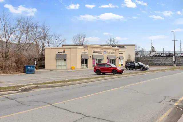 1495 Innes Rd, Ottawa | Innes Crossing Retail Building for Lease - Photo 4
