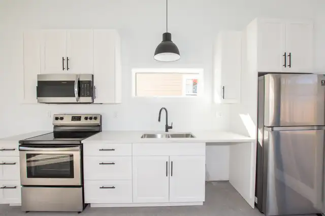 6151 Churchill St, Niagara Falls - 2 Bedroom House - Photo 6