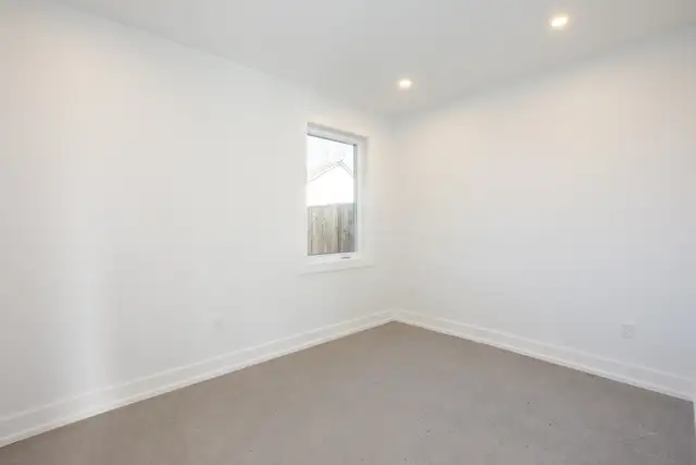 6151 Churchill St, Niagara Falls - 2 Bedroom House - Photo 10
