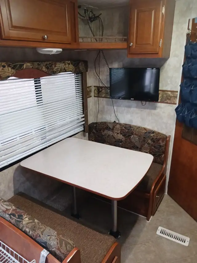 Travel Trailer FOR SALE - Photo 4
