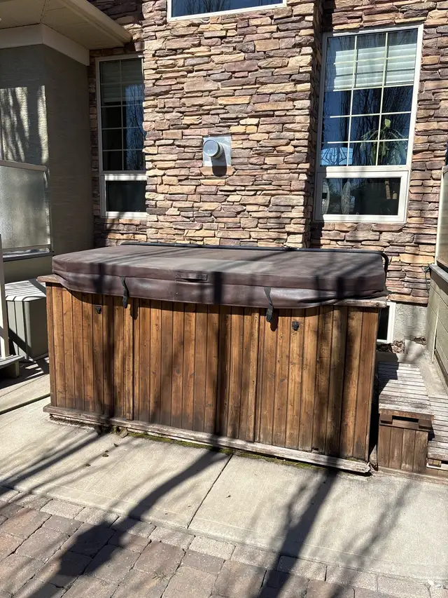 Artic Spa Hot tub. Free.