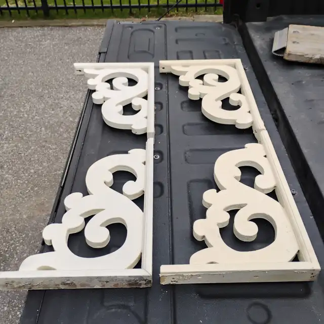 House Decorative Corners