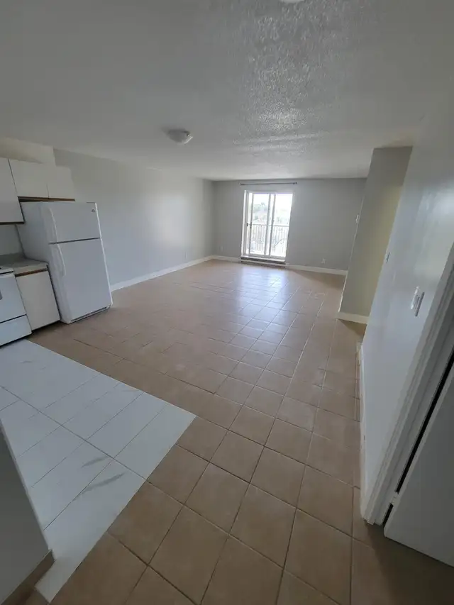 3 Bedroom Apartment Available in Minnow Lake Area - Photo 2