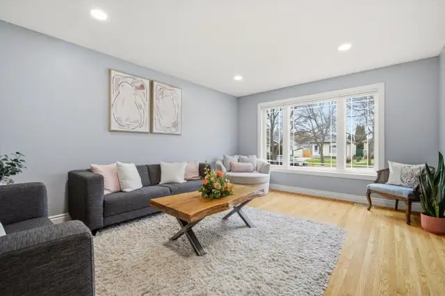 FOR SALE: St.Vital | Move-in Ready on Quiet Cul-de-sac! - Photo 2