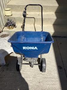 Fertilizer Spreader