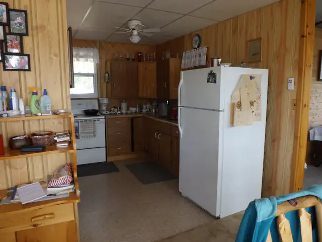 Large waterfront property, West Arm of Lake Nipissing - Photo 9