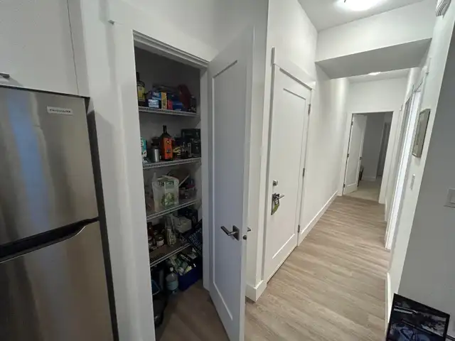2 Bed / 1 Bath Legal Suite For Rent - Photo 4