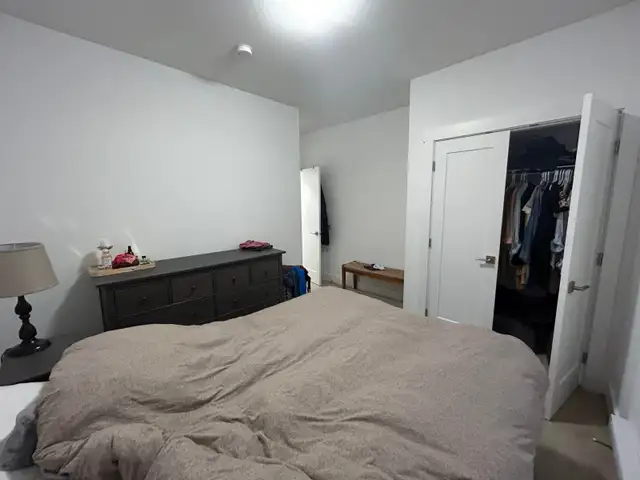 2 Bed / 1 Bath Legal Suite For Rent - Photo 5