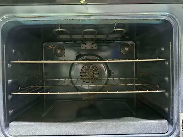 Reconditioned Frigidaire Slide In Stove S4017 $428 - Photo 4