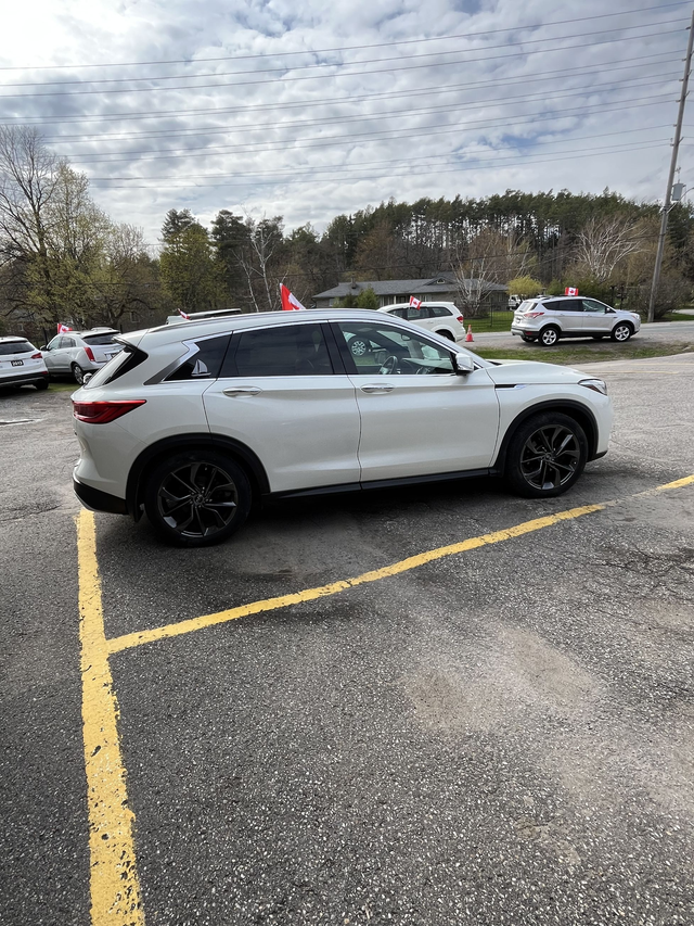 2019 Infiniti QX50 LUXE ALL WHEEL DRIVE 2.0 LTR 4 CYL. WARRANTY - Photo 3