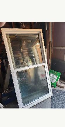 2 use single hung windows