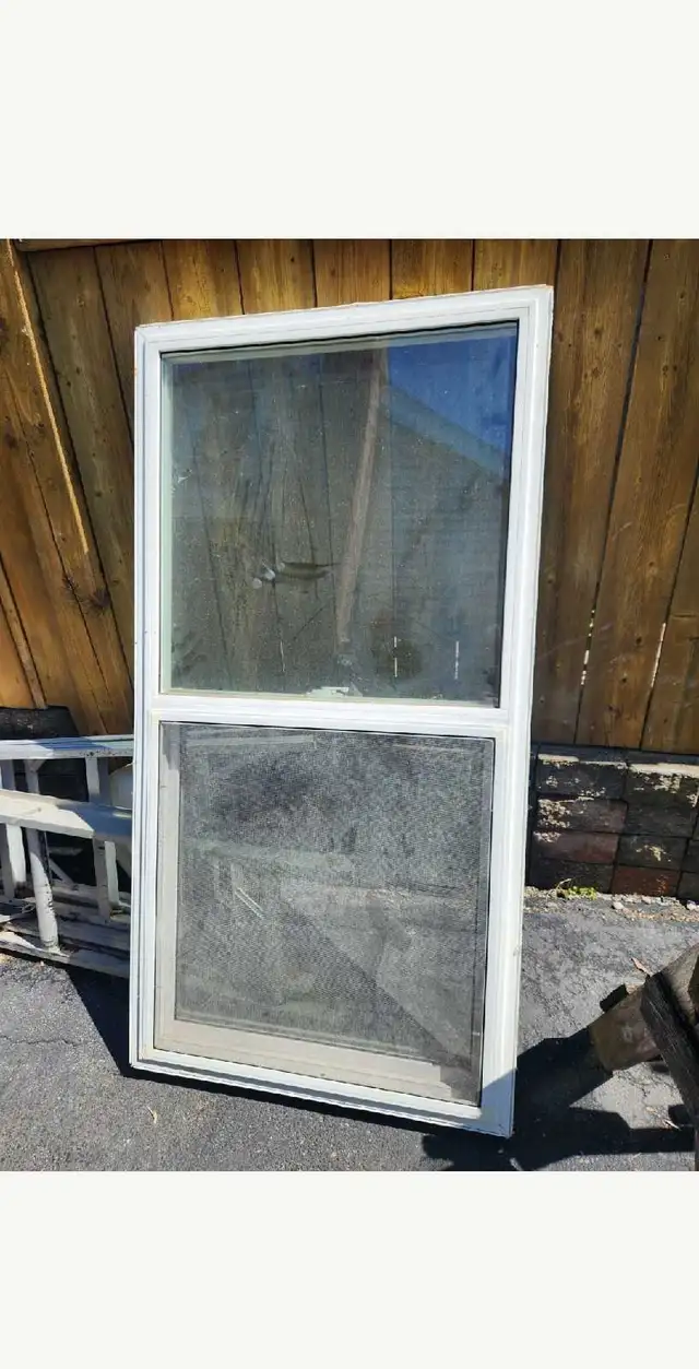 2 use single hung windows - Photo 2
