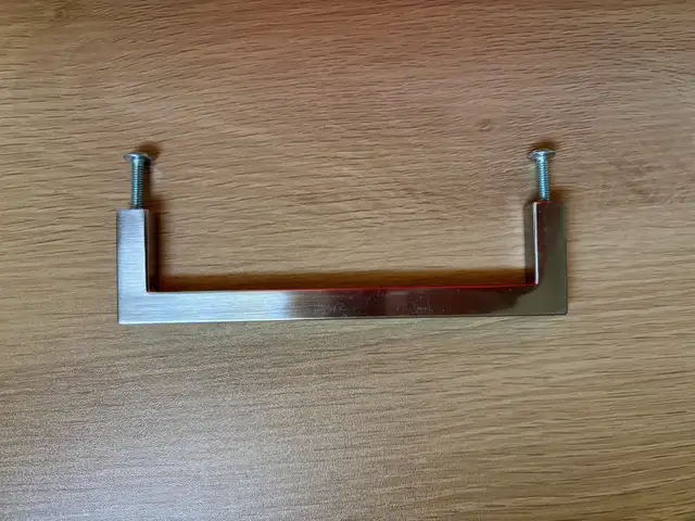 Cabinet Handles - Photo 10