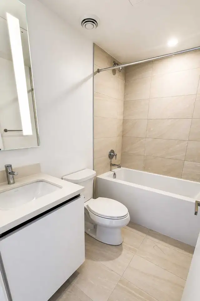 1 Bedroom Condo Apartment Mississauga - Photo 10