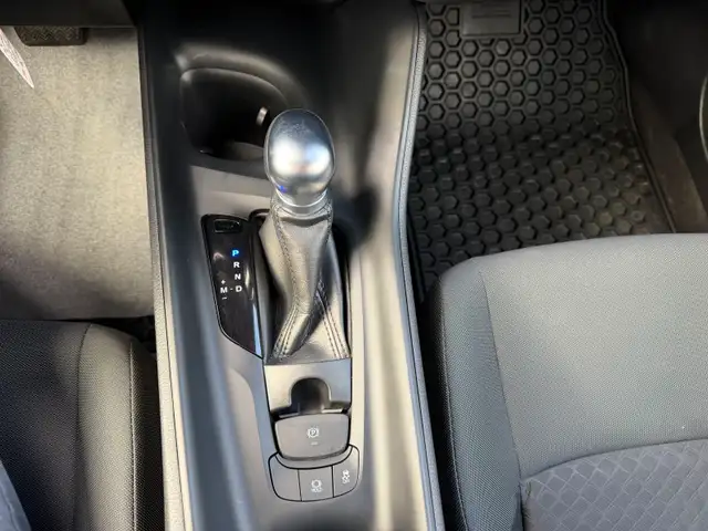 2022 Toyota C-HR LE WINTER TIRES ALSO INCLUDED - Photo 18