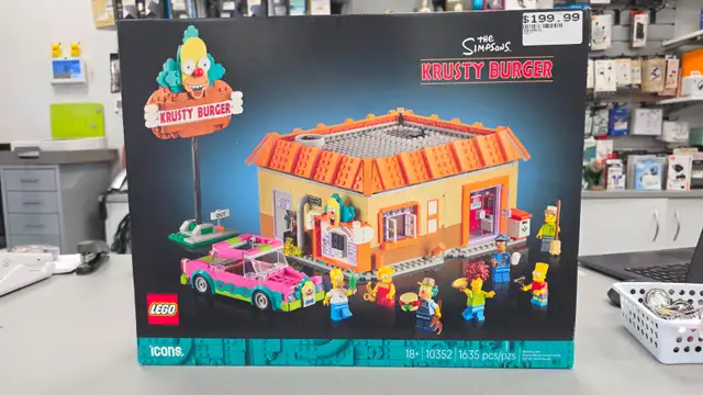 LEGO Krusty Burger 10352 - BRAND NEW