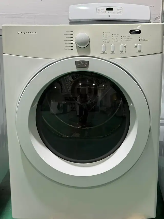 Reconditioned Frigidaire Dryer D6923 $198 Only