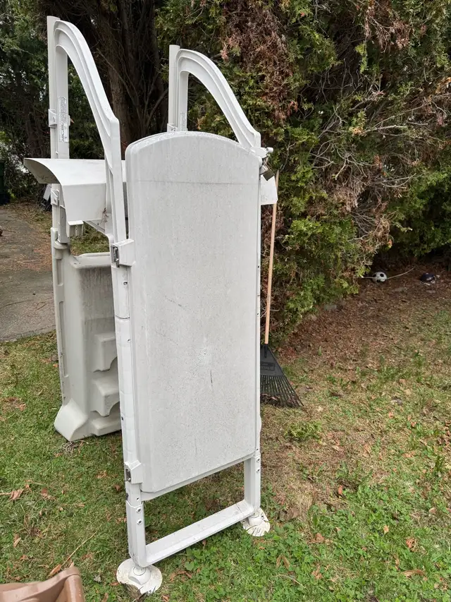 Pool Latter