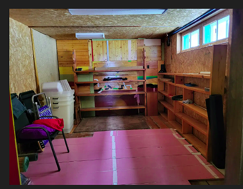 Nice Furnished 2 bed,1 den,1 bath house available by June 1st. - Photo 10