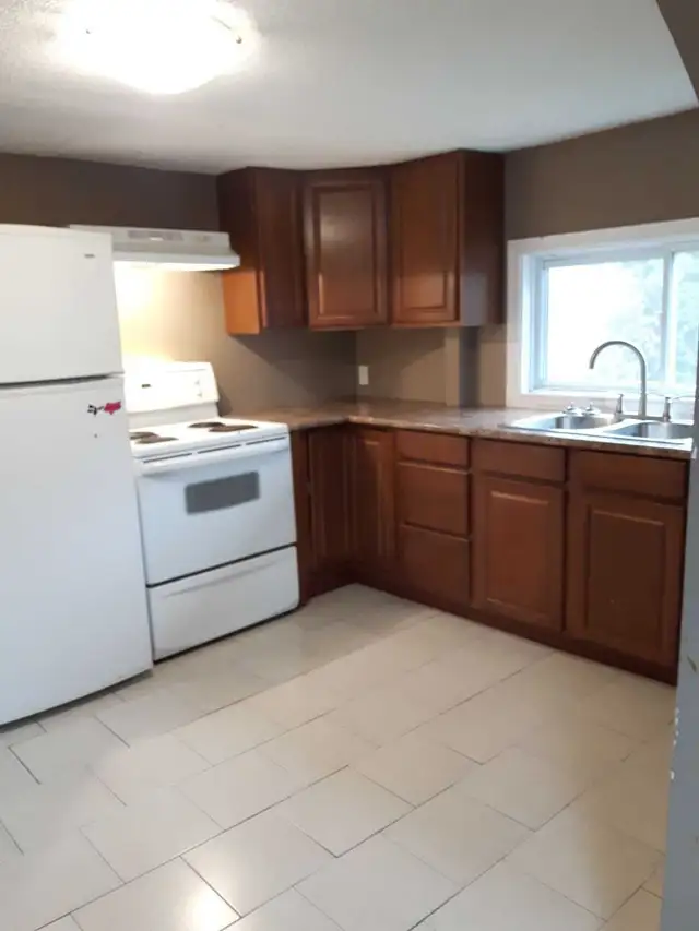 2 bedroom apartment - Photo 2