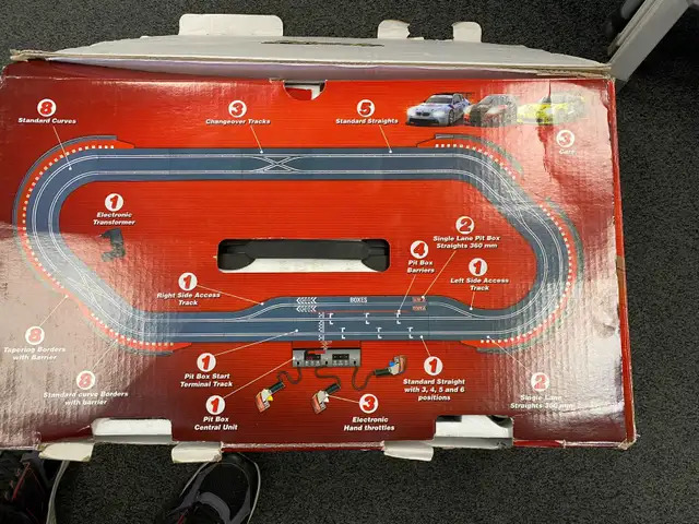 SCX 1:32 Scale Slot Car Track Set @Cashopolis!! - Photo 4
