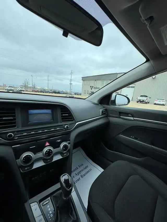 2020 Hyundai Elantra SE - Photo 10