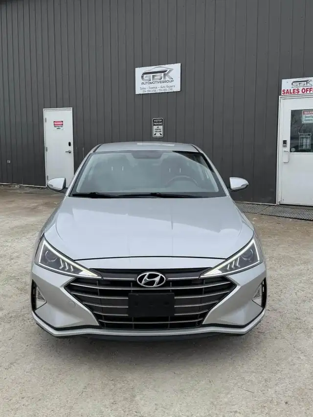 2019 Hyundai Elantra Preferred - Photo 2