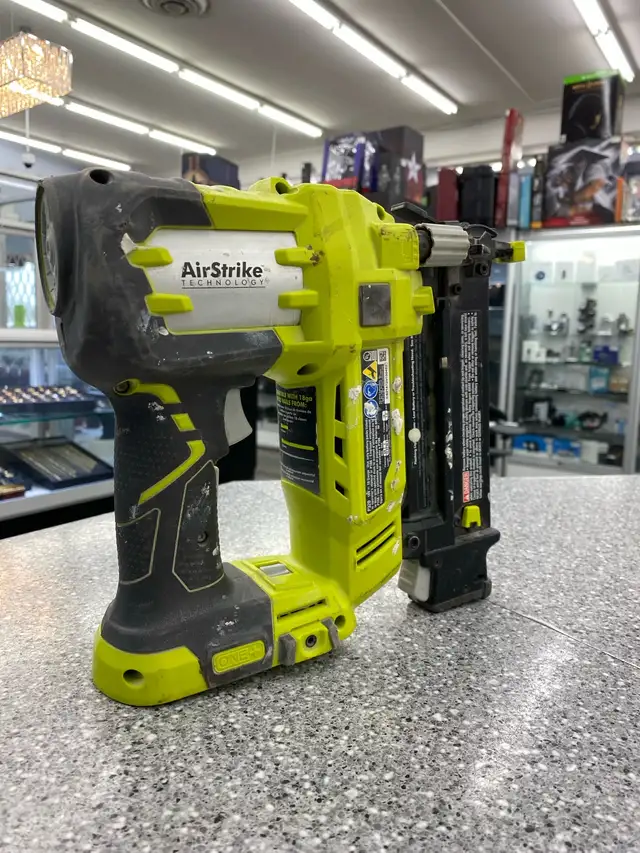 Ryobi P320 Cordless Brad Nailer (Tool Only) - Photo 2