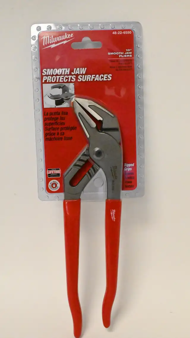 Pliers Milwaukee model 48-22-6550 Brand New