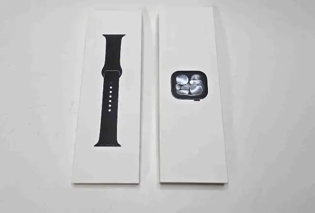 Apple Watch Series 11 (46mm) – Jet Black Platinum