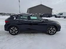 2017 Infiniti QX30 - Photo 4