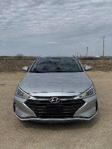 2020 Hyundai Elantra Essential - Photo 2