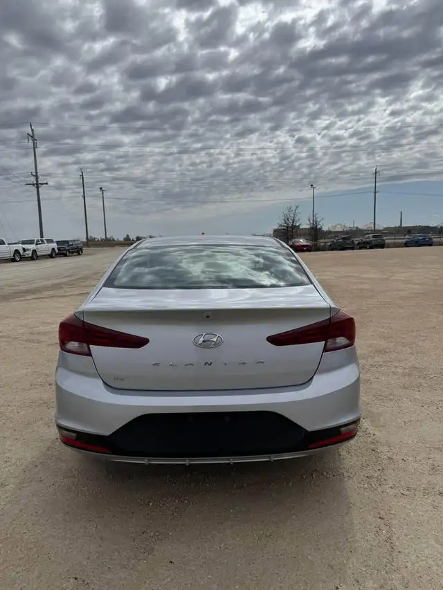 2020 Hyundai Elantra Essential - Photo 8