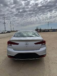 2020 Hyundai Elantra Essential - Photo 8
