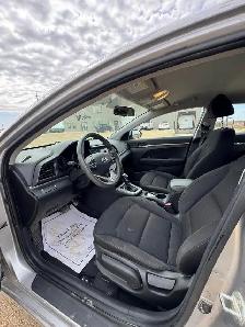 2020 Hyundai Elantra Essential - Photo 15